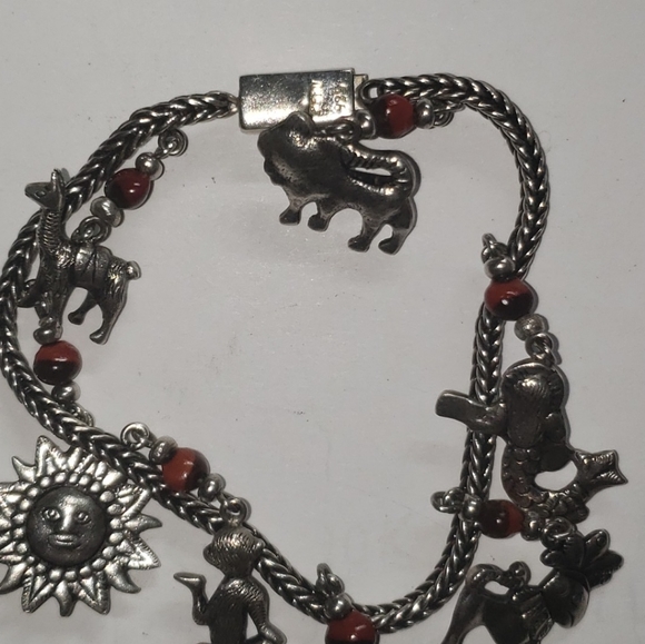 Vintage sterling charm bracelet - Picture 1 of 2